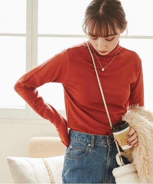 ANGIE（アンジー）の「タートルネック ニット プルオーバー（ニット/セーター・レディース・杢グレー/ブルー/アイボリー/ブラック/グリーン/ホワイト系その他/レッド/ブルー系その他/イエロー/オレンジ/チャコール/ダークブラウン/ライトイエロー/ブラック系その他/ライトピンク/ロイヤルブルー・MEDIUM/LARGE）」の16枚目の写真