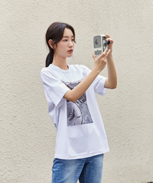 JNBY（ジェーエヌビーワイ）の「Electronic Plum-print Cotton T-shirt（Tシャツ/カットソー・レディース・ブラック/ホワイト・36/38/40）」の7枚目の写真