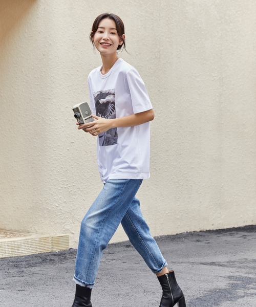 JNBY（ジェーエヌビーワイ）の「Electronic Plum-print Cotton T-shirt（Tシャツ/カットソー・レディース・ブラック/ホワイト・36/38/40）」の5枚目の写真