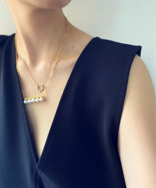 PICCIN(ピッチン)の「5連パールネックレス(ネックレス・レディース・ゴールド・FREE)」の1枚目の写真