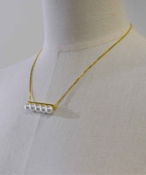 PICCIN(ピッチン)の「5連パールネックレス(ネックレス・レディース・ゴールド・FREE)」の5枚目の写真