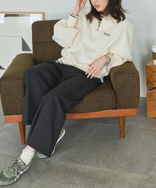 shetila(シェティラ)の「オーバーサイズ ワンポイント刺繍 ハーフジップスウェット(スウェット・レディース・アイボリー/ブラック/モカ/グレー/ネイビー・L/M)」の16枚目の写真