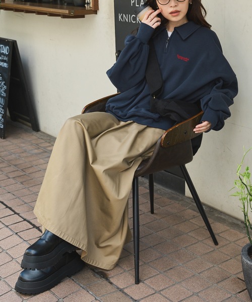 shetila(シェティラ)の「オーバーサイズ ワンポイント刺繍 ハーフジップスウェット(スウェット・レディース・アイボリー/ブラック/モカ/グレー/ネイビー・L/M)」の22枚目の写真