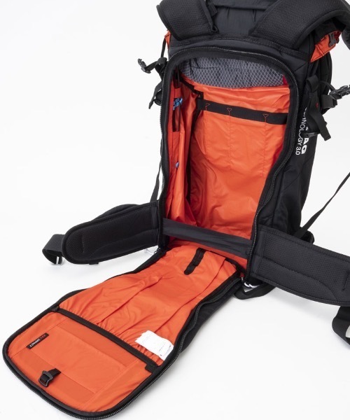 DAKINE（ダカイン）の「DAKINE POACHER RAS 36L バックパック 【2023