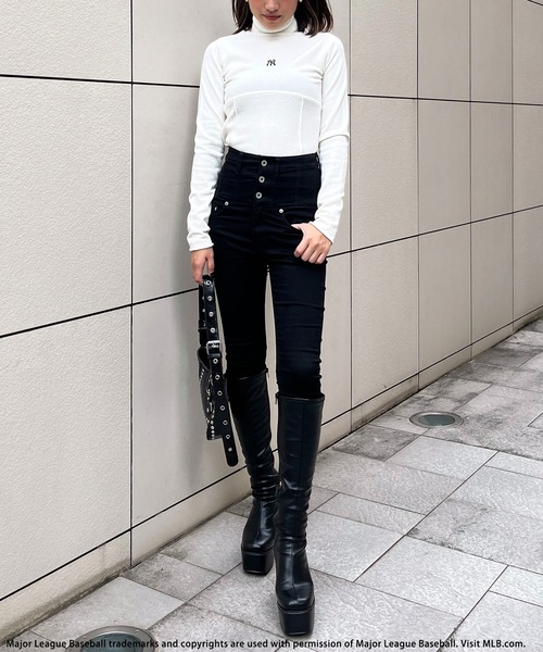 BACK TO THE FIELD(バック トゥー ザ フィールド)の「【MLB】コンパクトタートル切替えリブニット(ニット/セーター・レディース・ホワイト/その他/ブラック・FREE)」の22枚目の写真