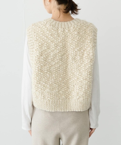 URBAN RESEARCH(アーバンリサーチ)の「NEPAL HAND KNIT VEST(ニット/セーター)」 - WEAR