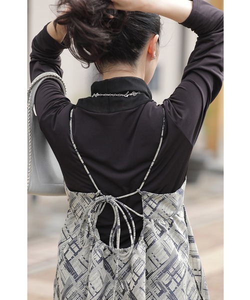 cawaii(カワイイ)の「首ぴたッ苦手さん ふんわりシルエットシアーのネックインナー(Tシャツ/カットソー・レディース・ホワイト/ブラック・FREE)」の6枚目の写真