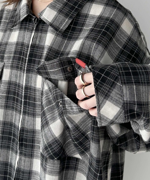 Java(ジャバ)の「《Javaジャバコラボ》ビッグシルエットでカジュアル感。オンブレチェック ダブルジップアップシャツ(シャツ/ブラウス・レディース・ブラック/ブルー/ブラウン/ネイビー・SMALL/MEDIUM/LARGE/X-LARGE)」の17枚目の写真