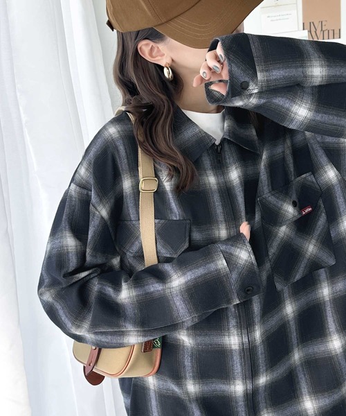 Java(ジャバ)の「《Javaジャバコラボ》ビッグシルエットでカジュアル感。オンブレチェック ダブルジップアップシャツ(シャツ/ブラウス・レディース・ブラック/ブルー/ブラウン/ネイビー・SMALL/MEDIUM/LARGE/X-LARGE)」の20枚目の写真