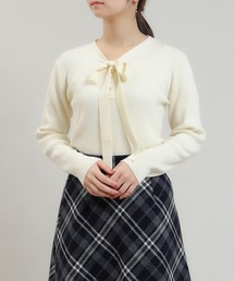 パール付きボウタイニット