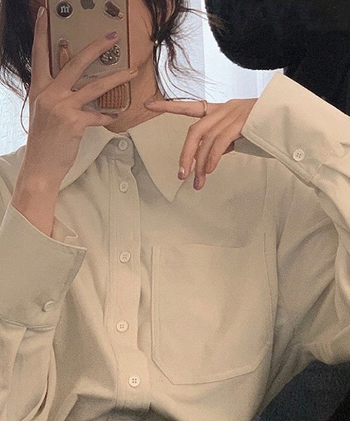 aimoha(アイモハ)の「メンズライクシャツ(シャツ/ブラウス・レディース・ベージュ・LARGE/X-LARGE/SMALL)」の1枚目の写真