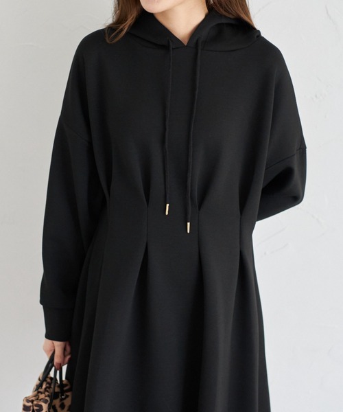 tocco closet(トッコ クローゼット)の「【ZOZO限定】ウエストタックパーカーミニOP(ワンピース・レディース・オフホワイト/ライトグレー/ブラック・M)」の16枚目の写真