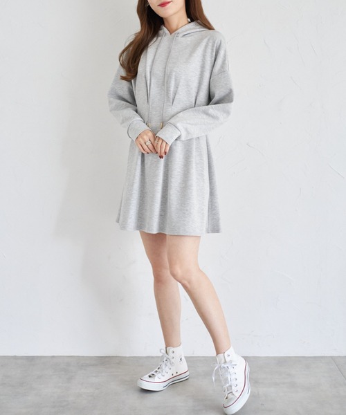 tocco closet(トッコ クローゼット)の「【ZOZO限定】ウエストタックパーカーミニOP(ワンピース・レディース・オフホワイト/ライトグレー/ブラック・M)」の22枚目の写真