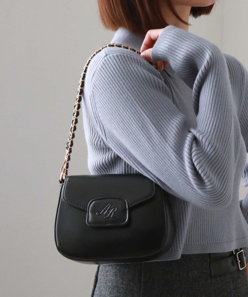 archives(アルシーヴ)の「ロゴチェーンミニショルダー(ショルダーバッグ・レディース・ブラック/グレイッシュベージュ/モカ・FREE)」の4枚目の写真