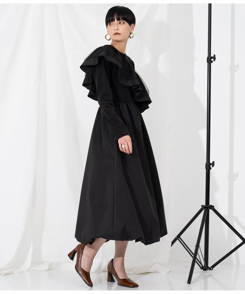 Settimissimo（セッティミッシモ）の「フリルケープ付き カットワンピース オケージョン（ワンピース・レディース・ブラック/ダークグレー・M）」の15枚目の写真