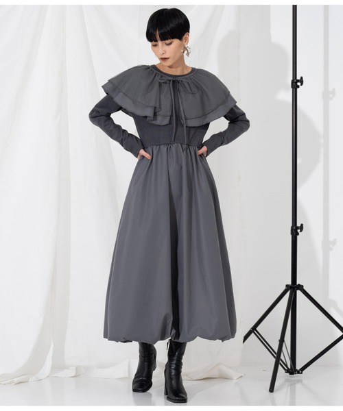 Settimissimo（セッティミッシモ）の「フリルケープ付き カットワンピース オケージョン（ワンピース・レディース・ブラック/ダークグレー・M）」の6枚目の写真