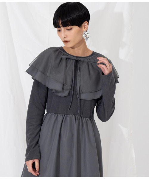 Settimissimo（セッティミッシモ）の「フリルケープ付き カットワンピース オケージョン（ワンピース・レディース・ブラック/ダークグレー・M）」の18枚目の写真