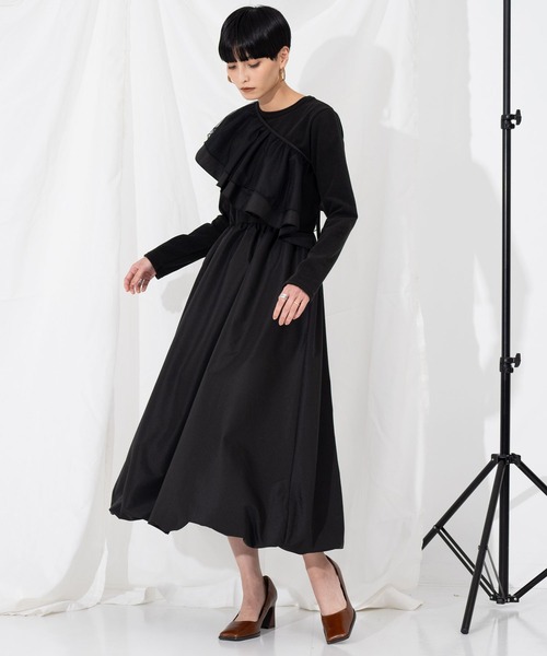 Settimissimo（セッティミッシモ）の「フリルケープ付き カットワンピース オケージョン（ワンピース・レディース・ブラック/ダークグレー・M）」の12枚目の写真