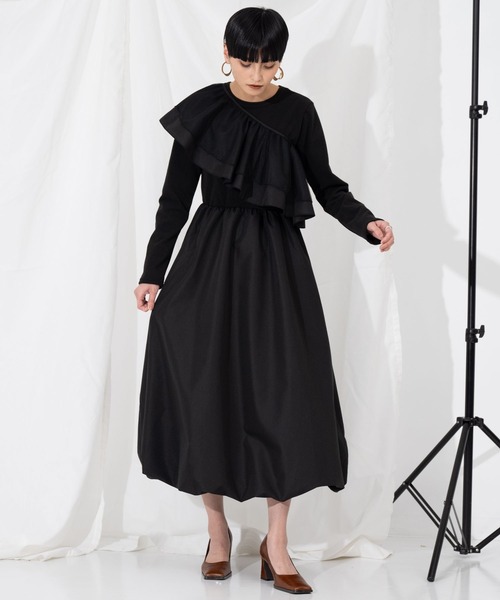 Settimissimo（セッティミッシモ）の「フリルケープ付き カットワンピース オケージョン（ワンピース・レディース・ブラック/ダークグレー・M）」の13枚目の写真