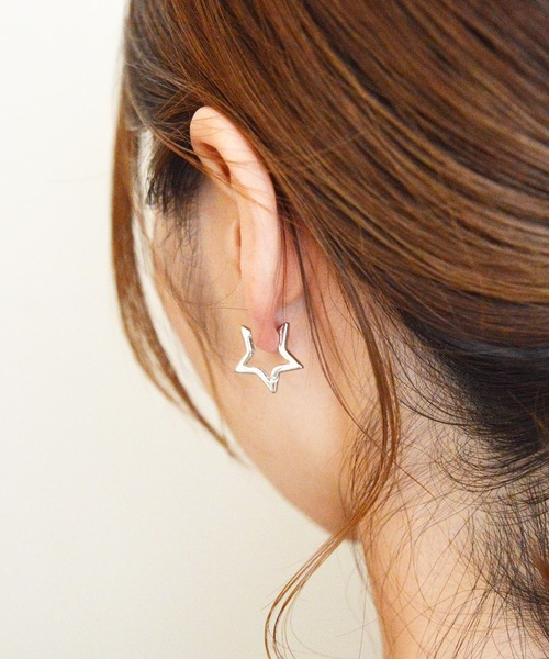 セール】ニッケルフリー 星 スターフープピアス（ピアス（両耳用