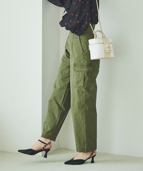 31 Sons de mode（トランテアン　ソン　ドゥ　モード）の「カーゴチノパンツ（カーゴパンツ・レディース・ベージュ/カーキ・38/36）」の13枚目の写真