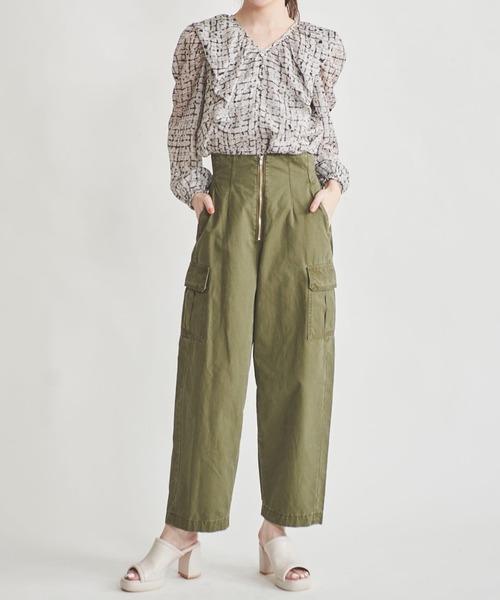 31 Sons de mode（トランテアン　ソン　ドゥ　モード）の「カーゴチノパンツ（カーゴパンツ・レディース・ベージュ/カーキ・38/36）」の20枚目の写真