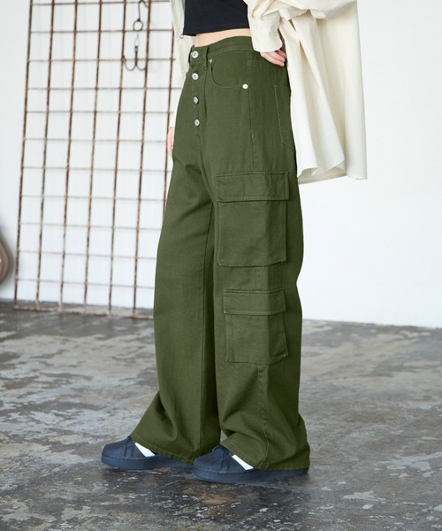 PBLIM(ページボーイリム)の「PBLIM/Wポケットミリタリーパンツ(その他パンツ・レディース・ブラック/カーキ・MEDIUM/LARGE)」の1枚目の写真