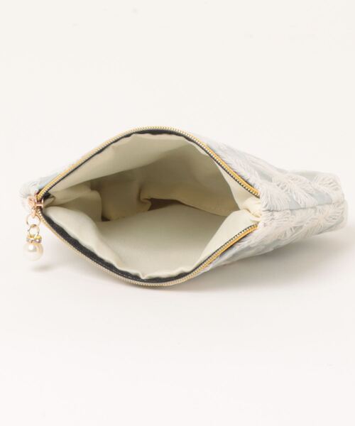 TONE SELECT GOODS（トーンセレクトグッズ）の「urbanfemine./フラワーミニポーチ U7185（ポーチ・レディース・ホワイト/グリーン/パープル・FREE）」の6枚目の写真