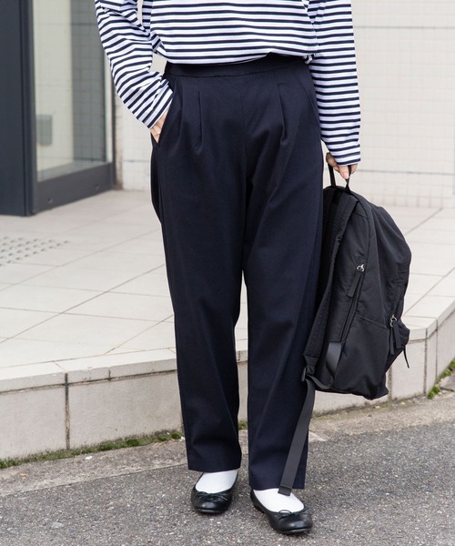 FORK&SPOON(フォークアンドスプーン)の「FORK&SPOON コンフォータブルテーパードパンツ(その他パンツ・レディース・アイボリー/ベージュ/ネイビー・1/2)」の20枚目の写真