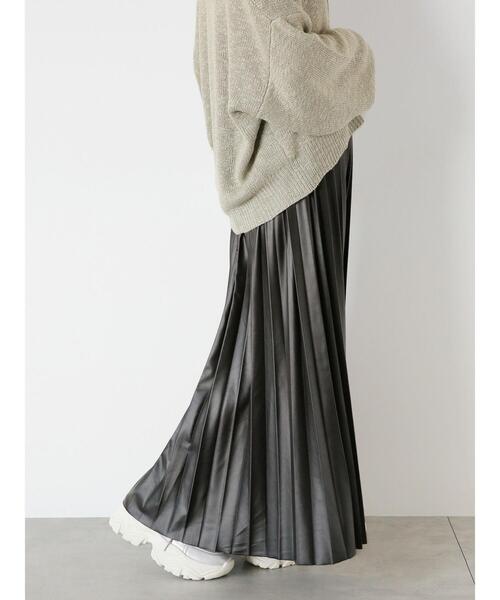 ehka sopo(エヘカソポ)の「光沢プリーツスカート(スカート・レディース・シルバー/ブラック・F)」の3枚目の写真