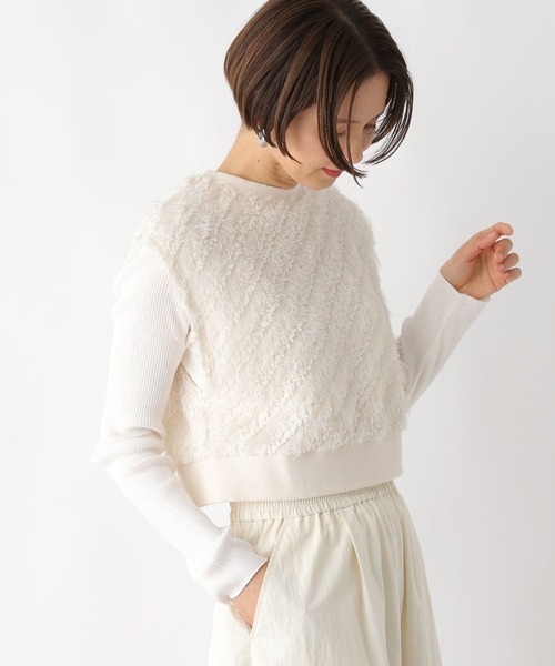 LEPSIM(レプシィム)の「フェザーMIXショートベスト 100954(ベスト・レディース・ライトグリーン/アイボリー/グレー・FREE)」の11枚目の写真