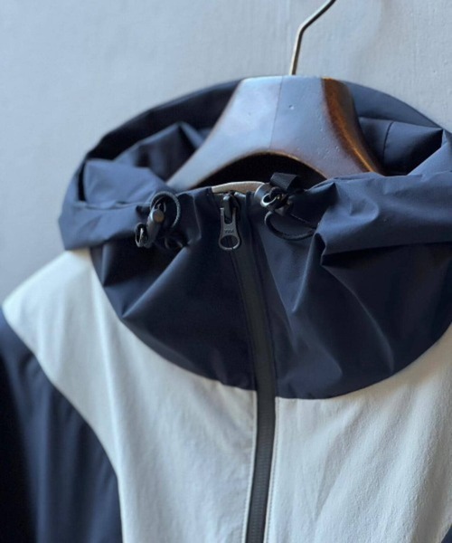 LUSOR（ルーソル）の「LUSOR（ルーソル）Mountain Parka マウンテンパーカー（ブルゾン・メンズ・シルバー・L/M）」の10枚目の写真