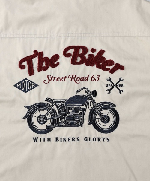 Right-on（ライトオン）の「グラフィック刺繍ツイル長袖ワークシャツ（シャツ/ブラウス・メンズ・ブラック/ネイビー/ベージュ・M/L/XL）」の15枚目の写真