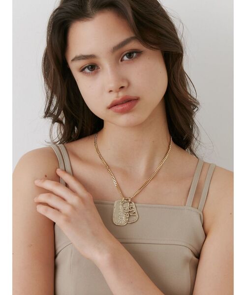 GYDA（ジェイダ）の「JEYSUSラインストーンドッグタグネックレス