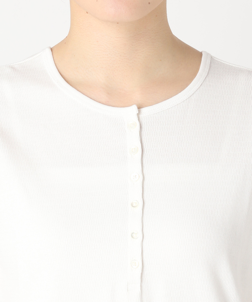 JOURNAL STANDARD(ジャーナルスタンダード)の「汗ジミ防止サーマルヘンリーネックプルオーバー(Tシャツ/カットソー・レディース・ライトグリーン/アイボリー/ブラック系その他/ホワイト・FREE)」の15枚目の写真