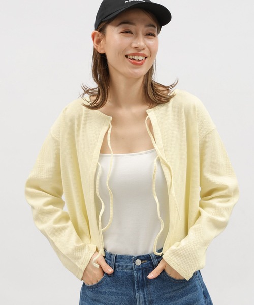 LAKOLE（ラコレ）の「ワッフルリボンカーディガン / 113777（カーディガン/ボレロ・レディース・イエロー/ブラック/ホワイト×ブラック・SMALL/MEDIUM）」の3枚目の写真