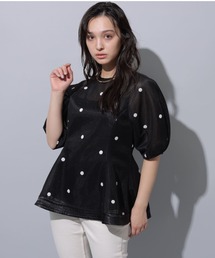 Rirandture（リランドチュール）の「ドット刺繍シアーカット