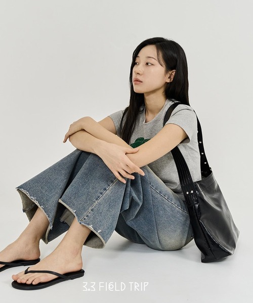 3.3 Field Trip （3.3フィールドトリップ）の「3.3 Field Trip／ショルダーバック  2118454（トートバッグ・レディース・ブラック/カーキ・FREE）」の6枚目の写真