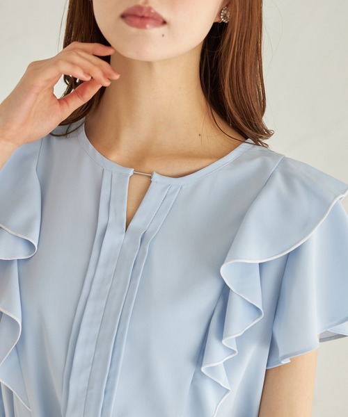 tocco closet（トッコ　クローゼット）の「配色ラッフルフリル×タックブラウス（シャツ/ブラウス・レディース・サックスブルー/アイボリー・M）」の11枚目の写真