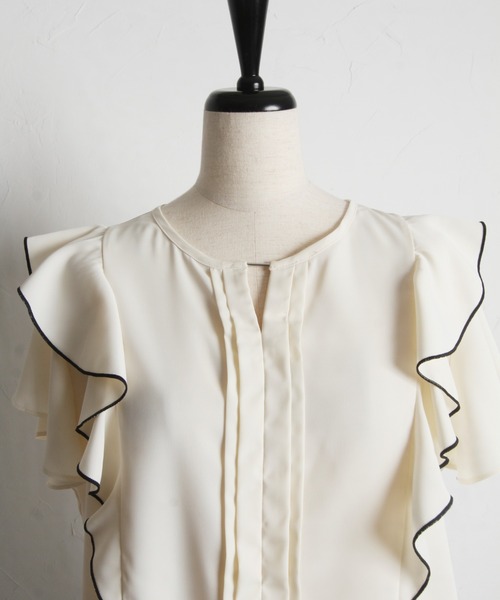 tocco closet（トッコ　クローゼット）の「配色ラッフルフリル×タックブラウス（シャツ/ブラウス・レディース・サックスブルー/アイボリー・M）」の18枚目の写真