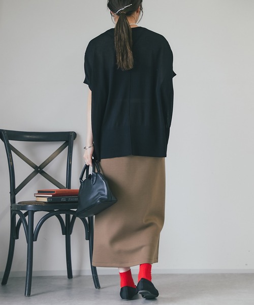 un dix cors（アンディコール）の「《ベーシック・二の腕カバー》バンザイニット（パーカー・レディース・ブラック/オフホワイト・FREE）」の21枚目の写真