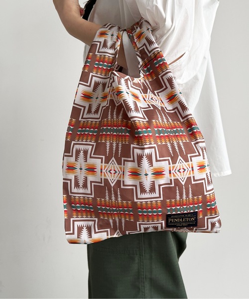 PENDLETON(ペンドルトン)の「ST:PENDLETON / PACKABLE SHOPPER ペンドルトン パッカブルショッパー(エコバッグ/サブバッグ・レディース・ターコイズブルー/ベージュ/オフホワイト・ONE SIZE)」の1枚目の写真