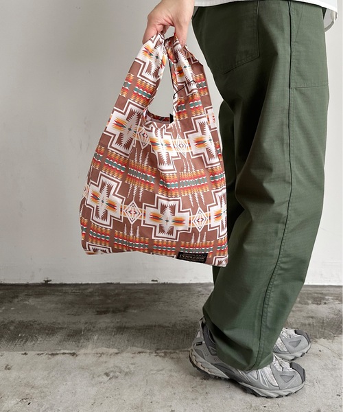 PENDLETON(ペンドルトン)の「ST:PENDLETON / PACKABLE SHOPPER ペンドルトン パッカブルショッパー(エコバッグ/サブバッグ・レディース・ターコイズブルー/ベージュ/オフホワイト・ONE SIZE)」の18枚目の写真