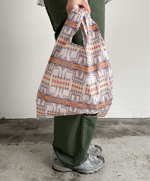 PENDLETON(ペンドルトン)の「ST:PENDLETON / PACKABLE SHOPPER ペンドルトン パッカブルショッパー(エコバッグ/サブバッグ・レディース・ターコイズブルー/ベージュ/オフホワイト・ONE SIZE)」の10枚目の写真