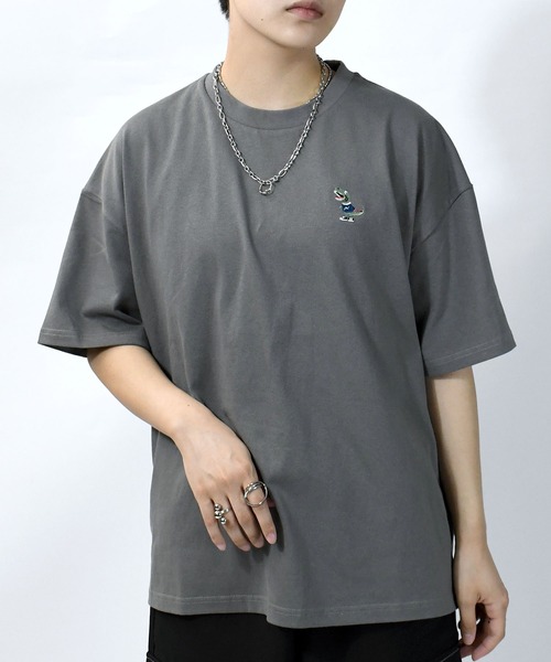 Starting Over(スターティングオーバー)の「dinosaur print T-shirt/オーバーサイズ 恐竜 プリント 半袖Tシャツ(Tシャツ/カットソー・メンズ・ブラック系その他2/グレー系その他/ホワイト系その他2/ブラック系その他/ブラック/ブラック系その他3/ホワイト系その他3/ホワイト系その他/グレー系その他3/グレー系その他2/チャコール/ホワイト・M/XL/L)」の2枚目の写真