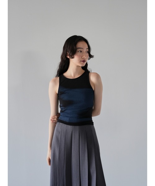 uenui ウニュイ sleeveless pleated vest グレー uenui ウニュイ sleeveless pleated vest グレー