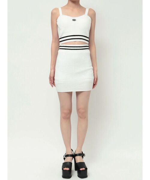 GYDA（ジェイダ）の「ラインパイルニット スカートライクショートパンツ（スカート・レディース・ブラック/オフホワイト・FREE）」の13枚目の写真