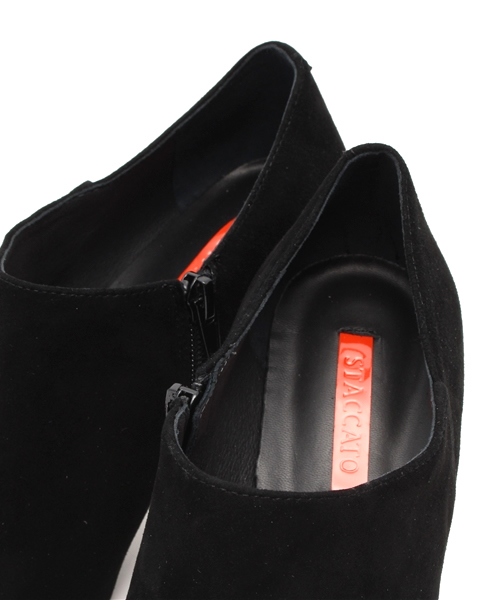 STACCATO(スタッカート)の「レッドヒールブーティ(ブーティ・レディース・ダークブラック・23cm/24.5cm/23.5cm/22.5cm/24cm)」の6枚目の写真