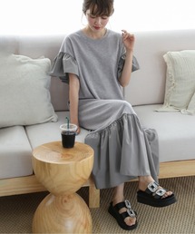 SUGAR BISKET | フリルドッキングロングワンピース(ワンピース)