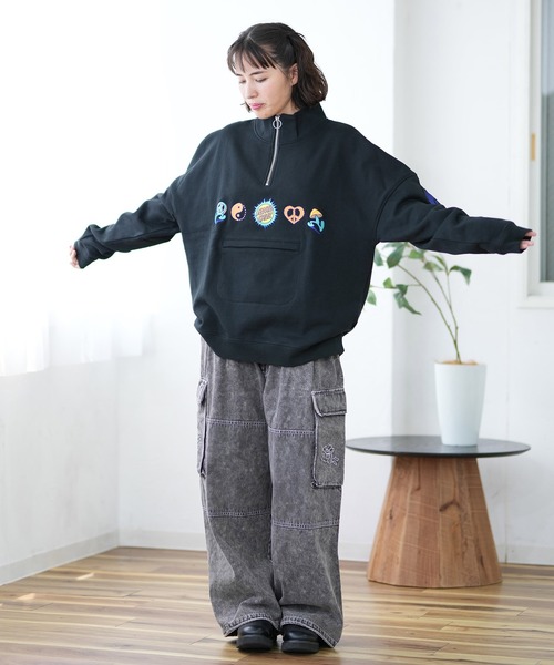 SANTA CRUZ(サンタクルーズ)の「【ムラサキスポーツ限定】SANTACRUZ/サンタクルーズ ハーフジップトレーナー 502243334(スウェット・レディース・シルバーグレー/サーモンピンク/スミクロ/イエロー/ラベンダー・M/L)」の7枚目の写真